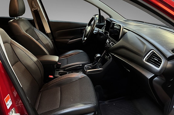 Suzuki SX4 S-Cross 8 of 13