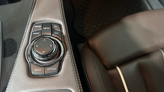 BMW 650i 21 of 30