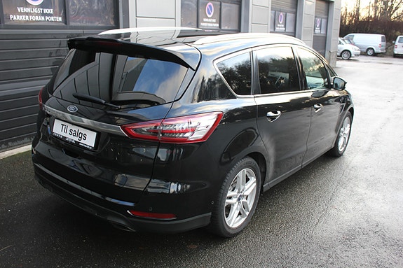 Ford S-MAX 10 of 29