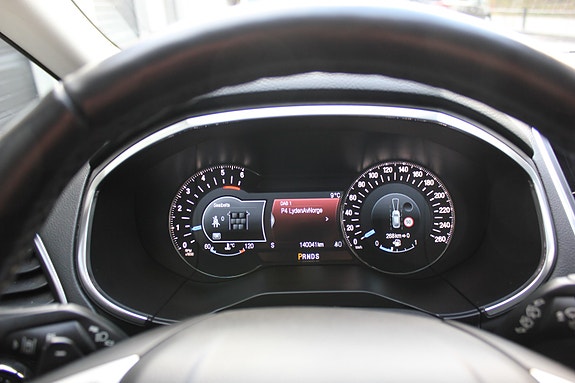 Ford S-MAX 22 of 29