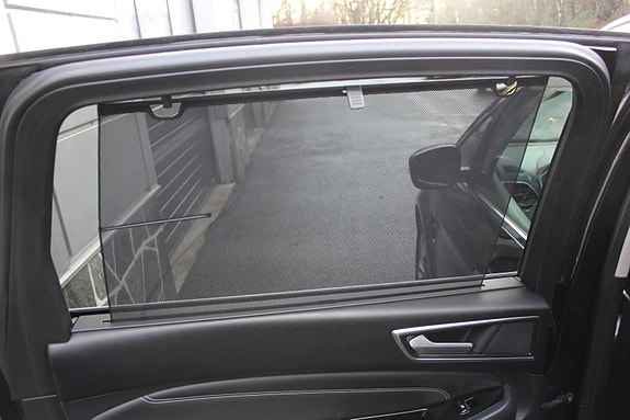 Ford S-MAX 21 of 29
