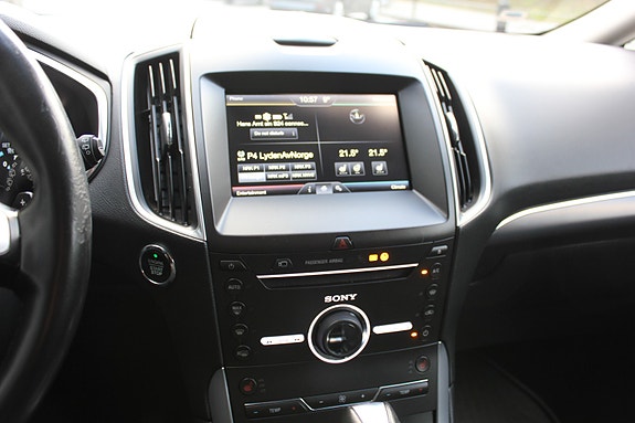 Ford S-MAX 26 of 29