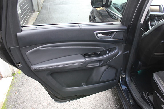 Ford S-MAX 20 of 29