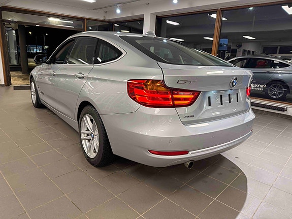BMW 320d 6 of 22