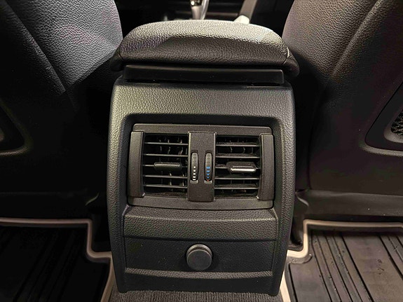BMW 320d 9 of 22