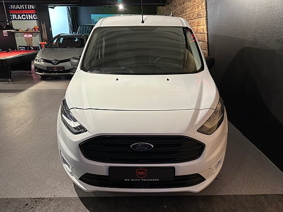 Ford Transit Connect 4 of 25