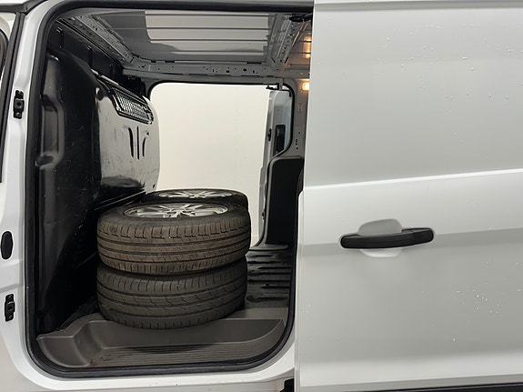 Ford Transit Connect 20 of 25