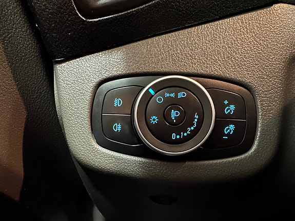 Ford Transit Connect 8 of 25