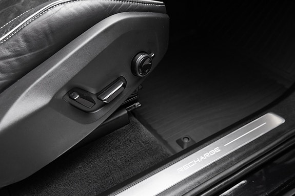 Volvo XC90 24 of 25