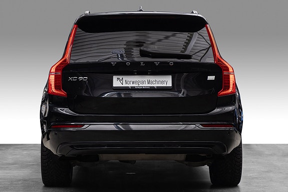Volvo XC90 7 of 25