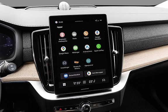 Volvo XC90 21 of 26