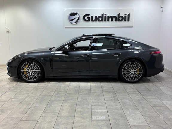 Porsche Panamera 3 of 5
