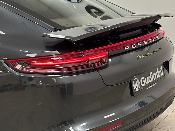 Porsche Panamera 5 of 5