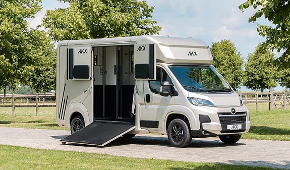 AKX Opel Movano 4,2t