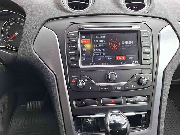 Ford Mondeo 15 of 28