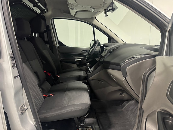 Ford Transit Connect 20 of 30