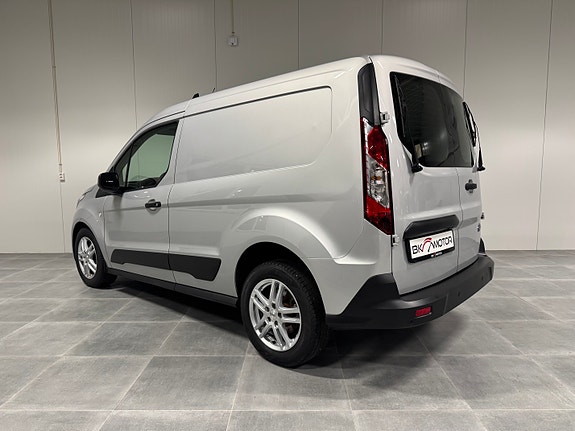 Ford Transit Connect 12 of 30