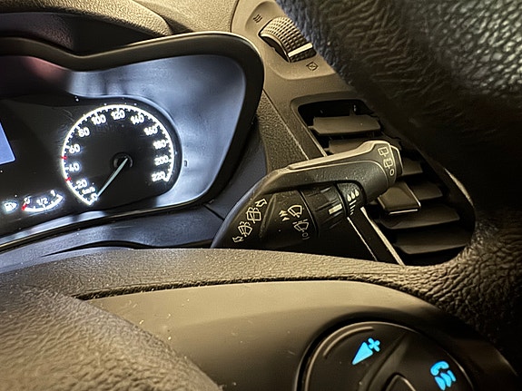Ford Transit Connect 26 of 30