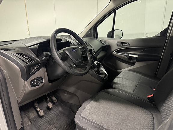 Ford Transit Connect 19 of 30