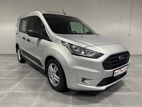 Ford Transit Connect 4 of 5