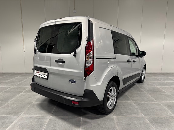 Ford Transit Connect 15 of 30