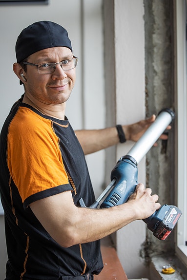 Anleggslederen må regne med å jobbe andre steder enn i Alta i perioder og med prosjektbasert bonus og bortetillegg er det gode ordninger på plass. Foto: Polarnatt.