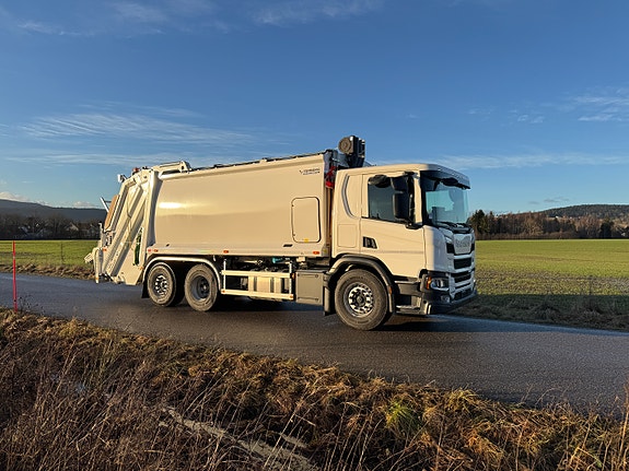 Scania Scania P420 6X2 med Terberg Olympus 21m3 m.vinsj NY