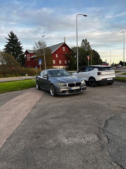 BMW 535i 2 of 10
