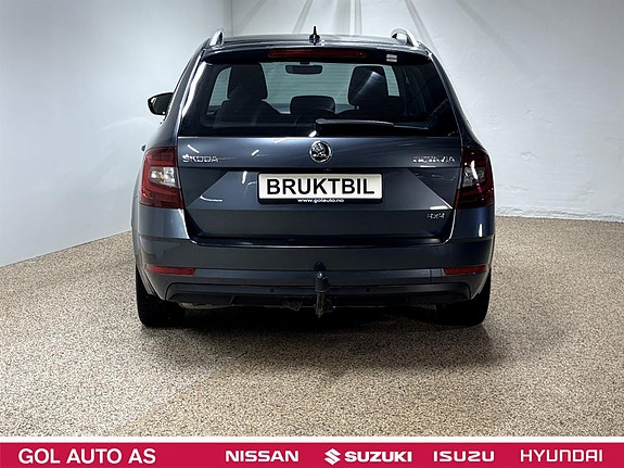 Skoda Octavia 9 of 28