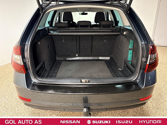 Skoda Octavia 23 of 28