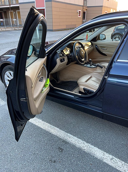 BMW 320d 8 of 13
