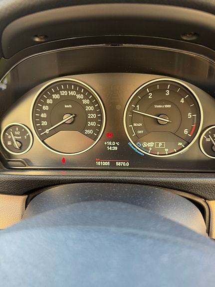 BMW 320d 13 of 13