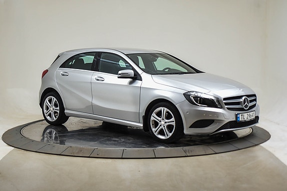 Mercedes-Benz A180 4 of 5