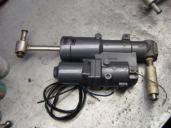 hugges,f 80 017 - f100 015 yamaha 8 of 19