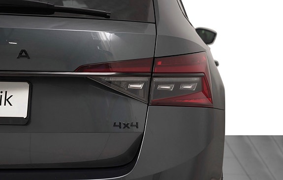 Skoda Superb 5 of 5