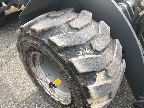 Giant V452T X-TRA HD