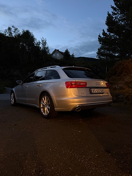 Audi A6 allroad 3 of 5