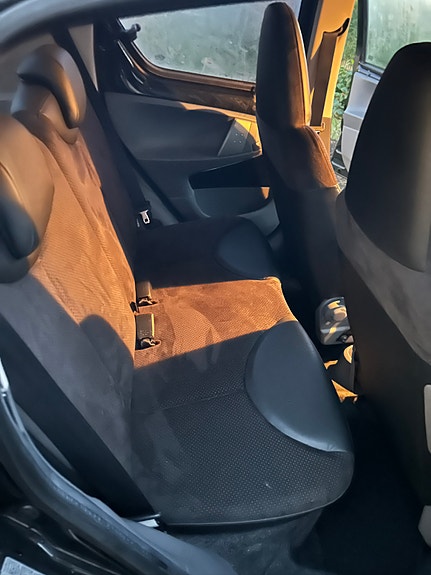 Toyota Aygo 8 of 10