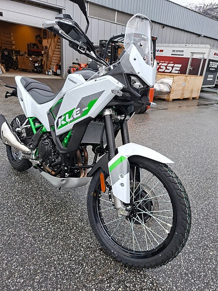 Kawasaki KLE 500SE 5 of 14