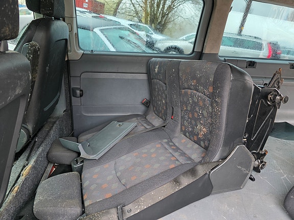 Mercedes-Benz Vito-Klasse 18 of 20