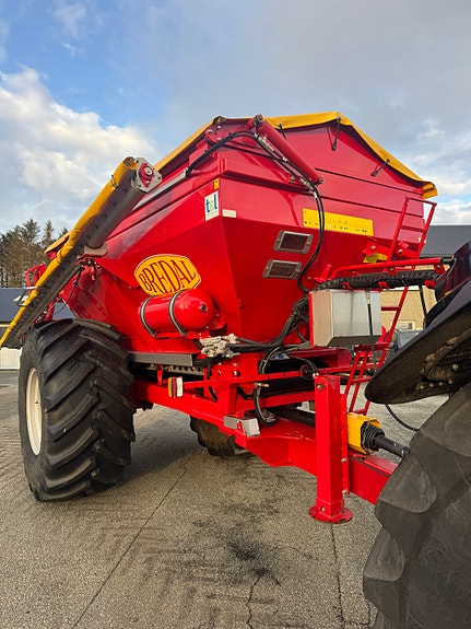 Bredal K85 rustfri kasse og 12m snegle