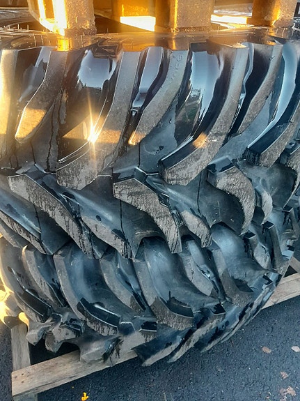 Valtra Nokian Tractor King 2025, kr 98 000,-