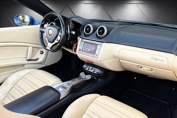 Ferrari California 13 of 25
