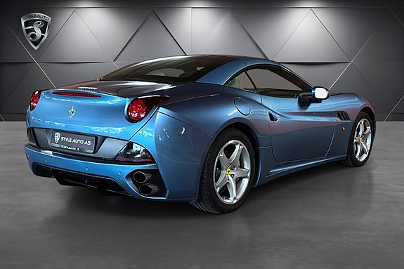 Ferrari California 10 of 25