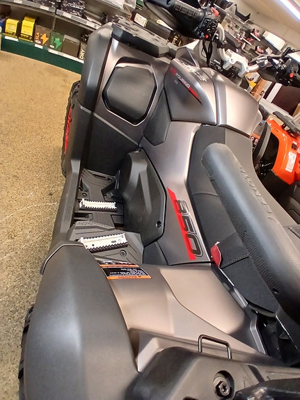 CFMOTO CFORCE 850 TOURING ABS 2026 Med bakboks og 28” dekk 2 of 5