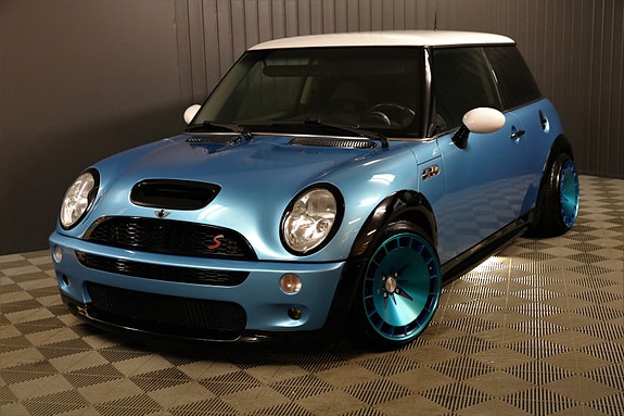 MINI Cooper S 7 of 21
