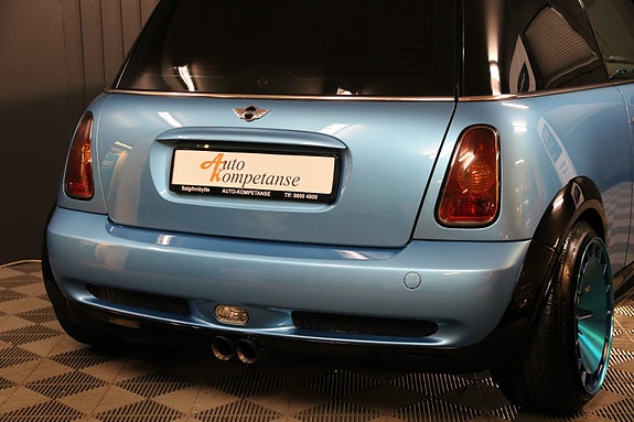 MINI Cooper S 11 of 21