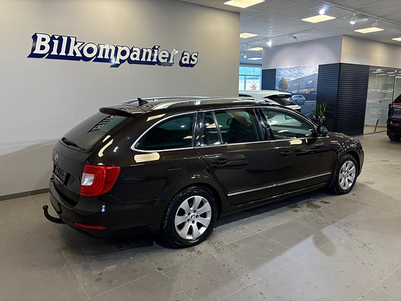 Skoda Superb 3 of 5