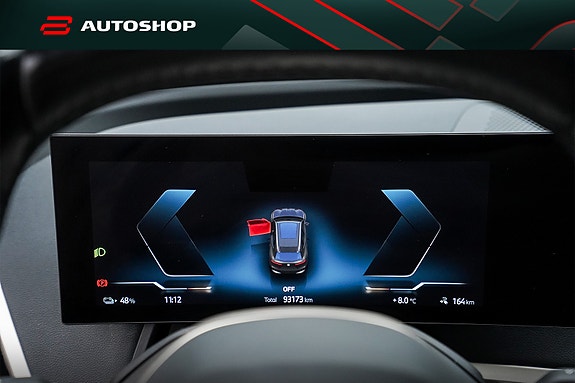 BMW iX 23 of 30