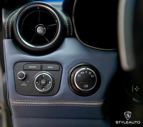 Ferrari FF 20 of 24